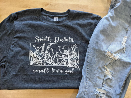 South Dakota Floral Map Small Town Girl T-shirt